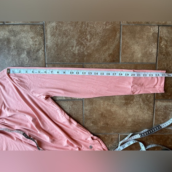 Athletic top by Apana.  Size S - Picture 9 of 9